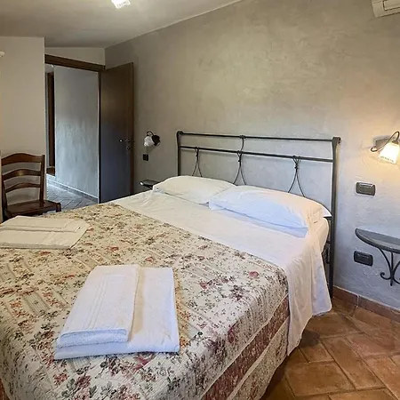 Ferienhaus Beautiful In Montefiore dellʼAso